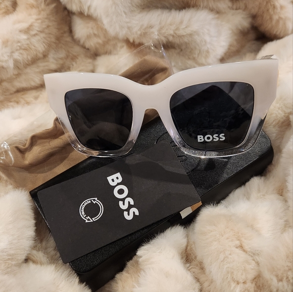 BOSS- Square Shaded Ivory Grey Sunglasses 1386/S - Picture 9 of 10